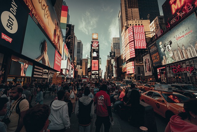 New York Billboards | Source: Lenzatic / Pixabay